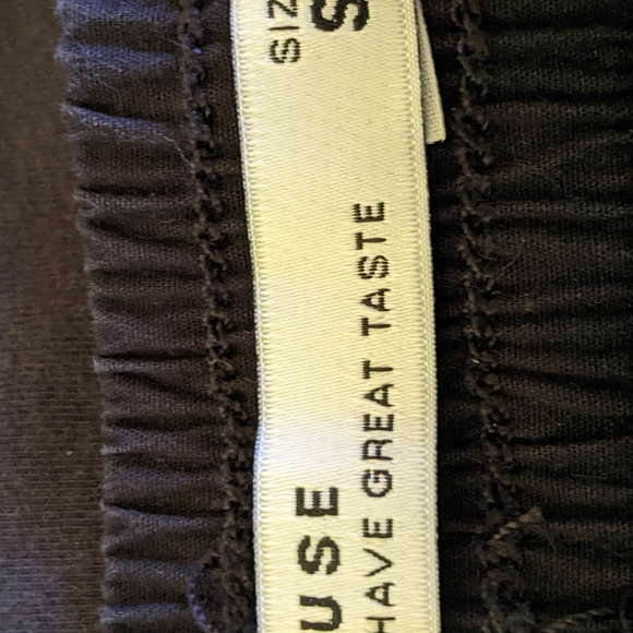 Shorts - Picture 4 of 4